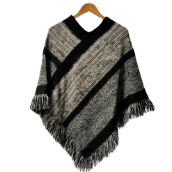 Poncho Daucourt | Laura Vita Store